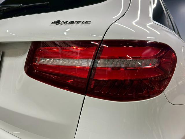 ＧＬＣ ＧＬＣ２５０　４マチックスポーツ　（禁煙車）（４ＷＤ）（メーカーＨＤＤナビ）（黒半革）（全周囲カメラ）（ルーフレール）（レーダークルーズ）（パワーバックドア）（パワーシート）（レーンアシスト）（フルセグ）（純正ＡＭＧ１９インチＡＷ）（48枚目）