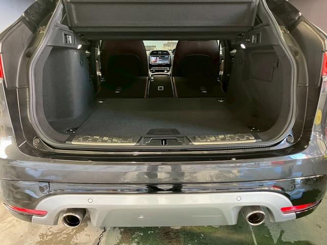 Fペイス S 4WD(禁煙車)(茶本革シート)(クルコン)(全周囲カメラ)(メーカーナビ)(シートヒーター&エアコン)(パワーバックドア)(パドルシフト)(LEDヘッドライト)(ETC)(純正20インチAW)(16枚目)