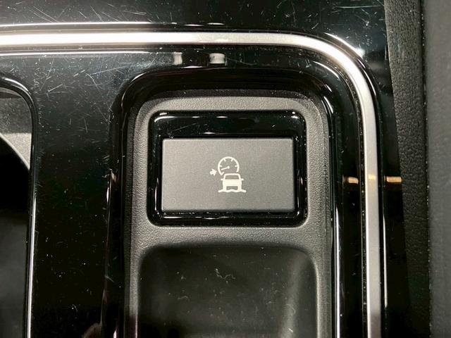 Fペイス S 4WD(禁煙車)(茶本革シート)(クルコン)(全周囲カメラ)(メーカーナビ)(シートヒーター&エアコン)(パワーバックドア)(パドルシフト)(LEDヘッドライト)(ETC)(純正20インチAW)(36枚目)