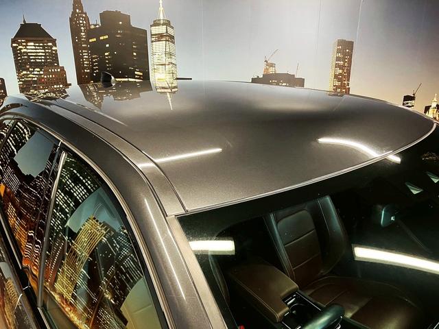 Fペイス S 4WD(禁煙車)(茶本革シート)(クルコン)(全周囲カメラ)(メーカーナビ)(シートヒーター&エアコン)(パワーバックドア)(パドルシフト)(LEDヘッドライト)(ETC)(純正20インチAW)(37枚目)