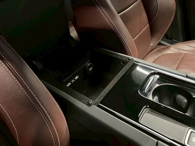 Fペイス S 4WD(禁煙車)(茶本革シート)(クルコン)(全周囲カメラ)(メーカーナビ)(シートヒーター&エアコン)(パワーバックドア)(パドルシフト)(LEDヘッドライト)(ETC)(純正20インチAW)(54枚目)