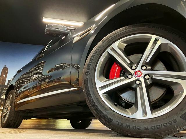 Fペイス S 4WD(禁煙車)(茶本革シート)(クルコン)(全周囲カメラ)(メーカーナビ)(シートヒーター&エアコン)(パワーバックドア)(パドルシフト)(LEDヘッドライト)(ETC)(純正20インチAW)(58枚目)