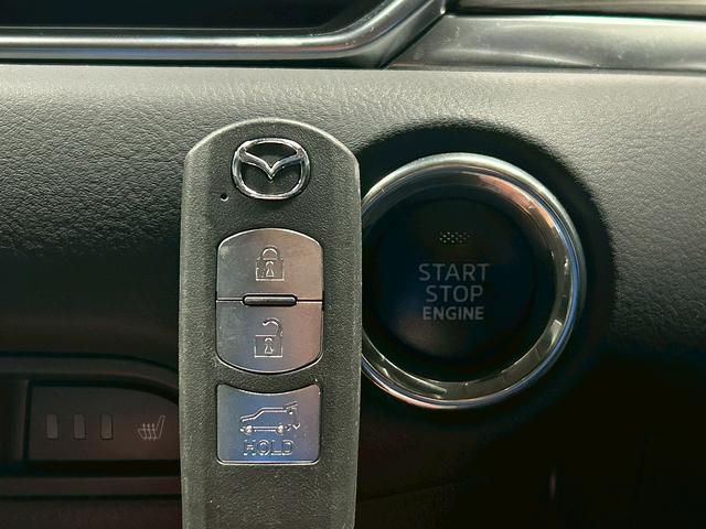 ＣＸ－５ ２５Ｓ　Ｌパッケージ　（禁煙車）（４ＷＤ）（ターボ）（黒本革）（メーカーＳＤナビ）（全周囲カメラ）（ＬＥＤヘッドライト）（クリアランスソナー）（レーダークルーズ）（パワーシート）（シートヒーター）（純正インチ１９ＡＷ）（17枚目）