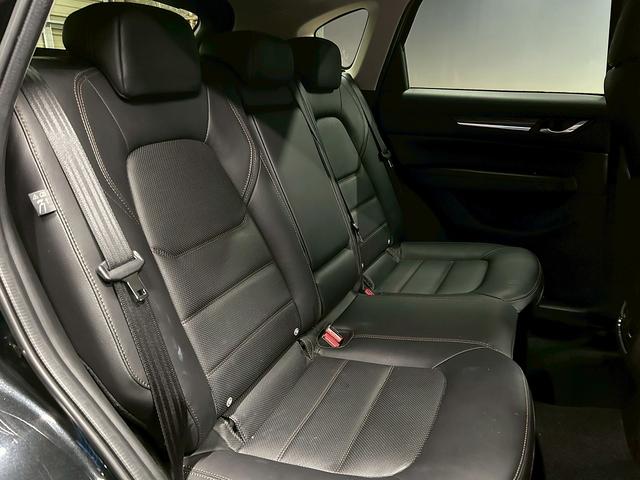 ＣＸ－５ ２５Ｓ　Ｌパッケージ　（禁煙車）（４ＷＤ）（ターボ）（黒本革）（メーカーＳＤナビ）（全周囲カメラ）（ＬＥＤヘッドライト）（クリアランスソナー）（レーダークルーズ）（パワーシート）（シートヒーター）（純正インチ１９ＡＷ）（24枚目）