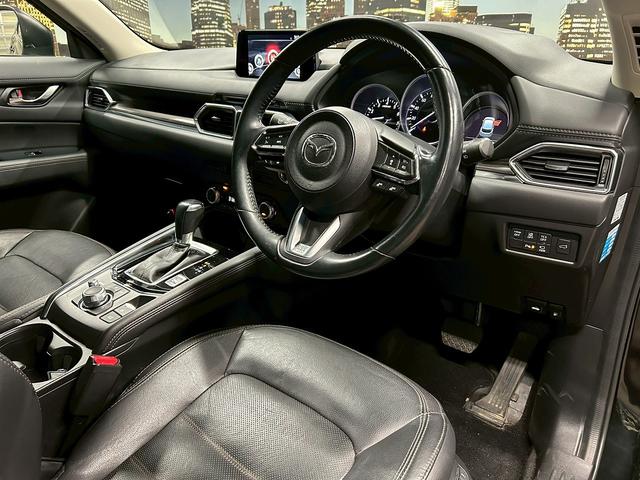 ＣＸ－５ ２５Ｓ　Ｌパッケージ　（禁煙車）（４ＷＤ）（ターボ）（黒本革）（メーカーＳＤナビ）（全周囲カメラ）（ＬＥＤヘッドライト）（クリアランスソナー）（レーダークルーズ）（パワーシート）（シートヒーター）（純正インチ１９ＡＷ）（45枚目）