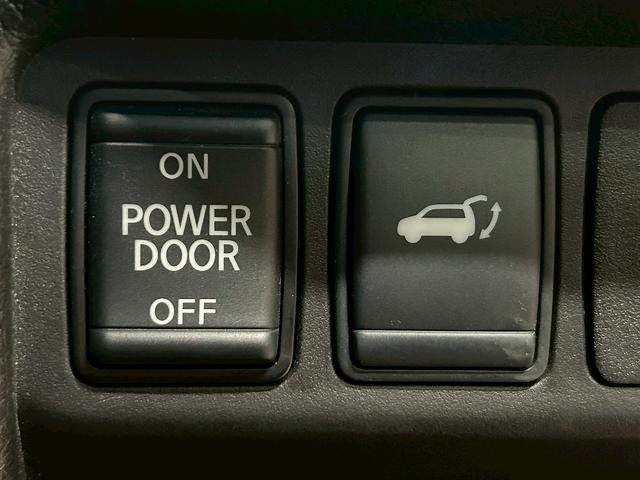 �y�p���[�o�b�N�h�A�z�����^�b�`�Ńo�b�N�h�A���J���A�߂�ꍇ�������^�b�`�ő���\�ŕ֗����t�o�ł����^�]�Ȃ�����A�X�}�[�g�L�[����̑�����\�ł���