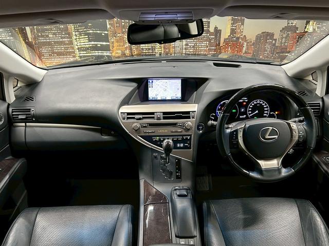 大阪府摂津市にＳＵＶを中心に『お値打ち価格』で展示している良質中古車専門店です。事故歴修復歴なしの車両限定で取り扱い！。関西地域で最もお得な価格かつ最良質車をご提供できるよう努めております。