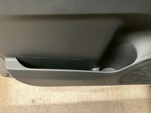 デイズルークス ハイウェイスター Gターボ (セーフティシールド)(プロパイロット)(ハンズフリースライドドア)(純正SDナビ)(アラウンドビューモニター)(ブレーキホールド)(ターボ)(ビルトインETC)(純正15インチAW)(61枚目)