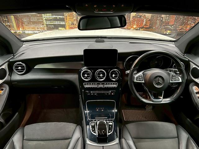 GLC GLC220d 4マチックスポーツ (禁煙車)(レーダークルーズ)(アラウンドビューモニター)(黒半革シート)(ヘッドアップディスプレイ)(パドルシフト)(シートヒーター付きパワーシート)(ビルトインETC)(純正19インチAW)(5枚目)