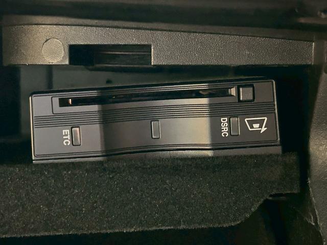 GLC GLC220d 4マチックスポーツ (禁煙車)(レーダークルーズ)(アラウンドビューモニター)(黒半革シート)(ヘッドアップディスプレイ)(パドルシフト)(シートヒーター付きパワーシート)(ビルトインETC)(純正19インチAW)(12枚目)