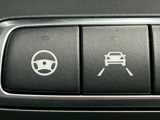 GLC GLC220d 4マチックスポーツ (禁煙車)(レーダークルーズ)(アラウンドビューモニター)(黒半革シート)(ヘッドアップディスプレイ)(パドルシフト)(シートヒーター付きパワーシート)(ビルトインETC)(純正19インチAW)(42枚目)