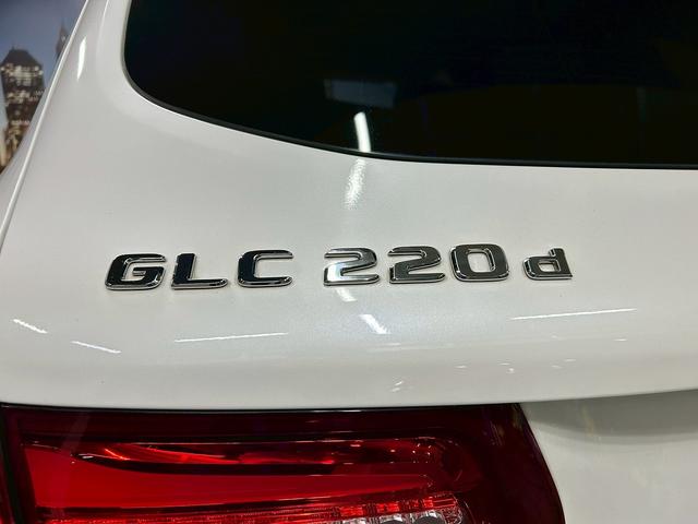 GLC GLC220d 4マチックスポーツ (禁煙車)(レーダークルーズ)(アラウンドビューモニター)(黒半革シート)(ヘッドアップディスプレイ)(パドルシフト)(シートヒーター付きパワーシート)(ビルトインETC)(純正19インチAW)(57枚目)