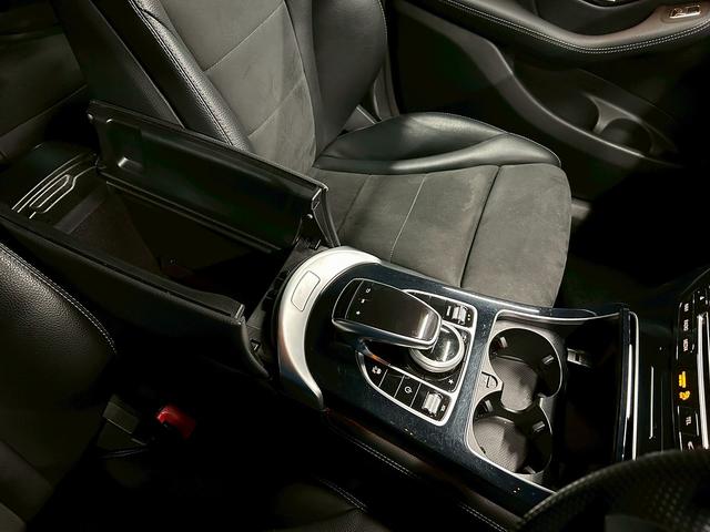 GLC GLC220d 4マチックスポーツ (禁煙車)(レーダークルーズ)(アラウンドビューモニター)(黒半革シート)(ヘッドアップディスプレイ)(パドルシフト)(シートヒーター付きパワーシート)(ビルトインETC)(純正19インチAW)(63枚目)