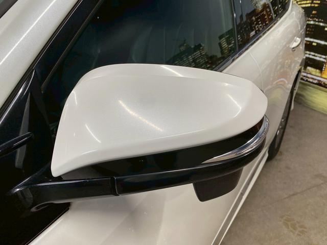 TOYOTA HARRIER PREMIUM