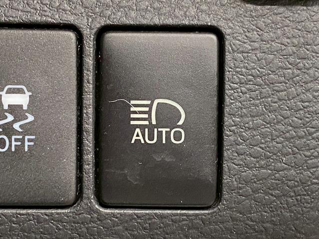 TOYOTA HARRIER PREMIUM