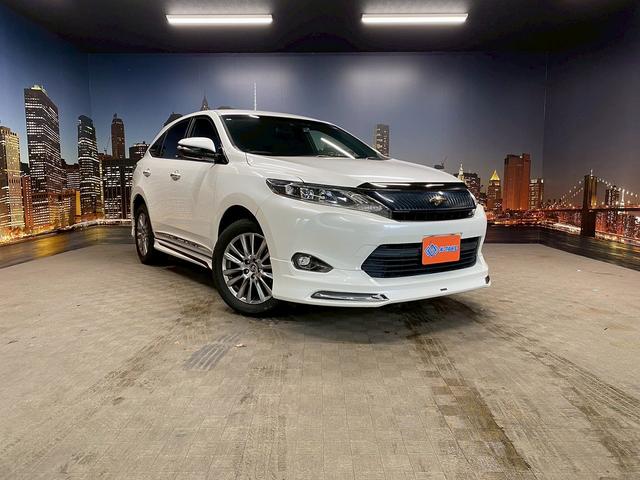 TOYOTA HARRIER PREMIUM