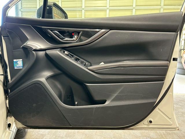 ＸＶ ２．０ｉ－Ｌ　アイサイト　ブラックレザーセレクション　（禁煙車）（黒本革シート）（４ＷＤ）（純正ＳＤナビ）（バックカメラ）（レーダークルーズコントロール）（ＬＥＤヘッドライト）（アイドリングストップ）（シートヒーター）（パワーシート）（純正１７ＡＷ）（52枚目）