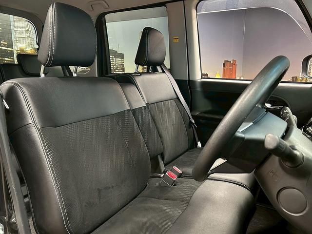 タント カスタムＸ　トップエディションＳＡＩＩＩ　（禁煙車）（両側パワスラ）（黒本革）（純正メモリナビ）（全周囲カメラ）（ＬＥＤヘッドライト）（シートヒーター）（プッシュスタート＆スマートキー）（オートマチックハイビーム）（純正１４インチＡＷ）（13枚目）