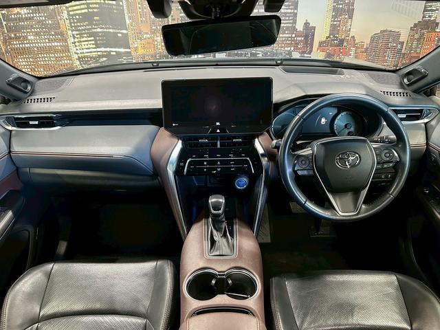 ハリアーハイブリッド Ｚ　レザーパッケージ　（禁煙車）（ワンオーナー）（黒本革シート）（ＪＢＬ）（メーカーナビ）（シートヒーター／クーラー）（全周囲カメラ）（パワーバックドア）（レーダークルーズ）（デジタルインナーミラー）（純正１９インチＡＷ）（5枚目）