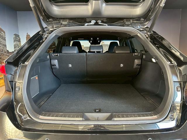 ハリアーハイブリッド Ｚ　レザーパッケージ　（禁煙車）（ワンオーナー）（黒本革シート）（ＪＢＬ）（メーカーナビ）（シートヒーター／クーラー）（全周囲カメラ）（パワーバックドア）（レーダークルーズ）（デジタルインナーミラー）（純正１９インチＡＷ）（14枚目）