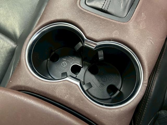 ハリアーハイブリッド Ｚ　レザーパッケージ　（禁煙車）（ワンオーナー）（黒本革シート）（ＪＢＬ）（メーカーナビ）（シートヒーター／クーラー）（全周囲カメラ）（パワーバックドア）（レーダークルーズ）（デジタルインナーミラー）（純正１９インチＡＷ）（39枚目）