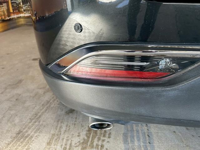 ハリアーハイブリッド Ｚ　レザーパッケージ　（禁煙車）（ワンオーナー）（黒本革シート）（ＪＢＬ）（メーカーナビ）（シートヒーター／クーラー）（全周囲カメラ）（パワーバックドア）（レーダークルーズ）（デジタルインナーミラー）（純正１９インチＡＷ）（46枚目）