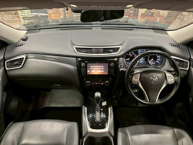 エクストレイル ２０Ｘ　エマージェンシーブレーキパッケージ　（禁煙車）（ワンオーナー）（撥水カプロンシート）（純正ナビ）（シートヒーター）（クルーズコントロール）（全周囲モニター）（パワーバックドア）（ビルトインＥＴＣ）（コーナーセンサー）（純正１７ＡＷ）（5枚目）