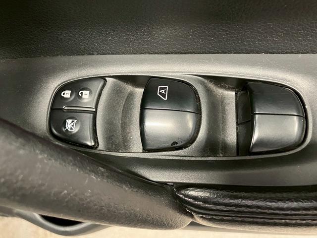 エクストレイル ２０Ｘ　エマージェンシーブレーキパッケージ　（禁煙車）（ワンオーナー）（撥水カプロンシート）（純正ナビ）（シートヒーター）（クルーズコントロール）（全周囲モニター）（パワーバックドア）（ビルトインＥＴＣ）（コーナーセンサー）（純正１７ＡＷ）（43枚目）