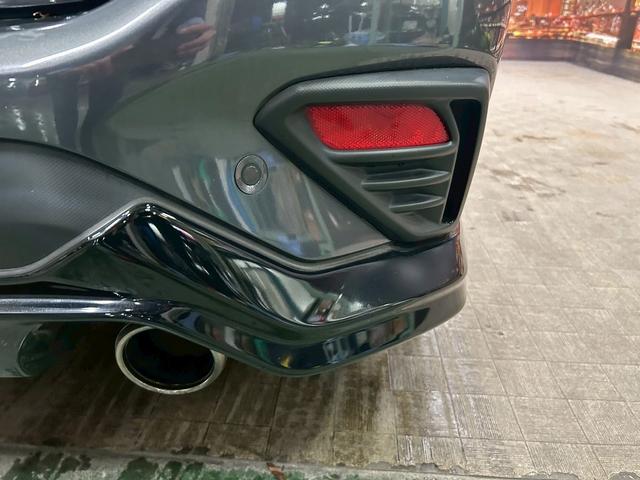 レヴォーグ ＳＴＩスポーツ　ＥＸ　（禁煙車）（赤本革シート）（１１．６インチディスプレイナビ）（パワーシート）（パワーバックドア）（コーナーセンサー）（レーダークルーズ）（シートヒーター）（ＬＥＤヘッドライト）（純正１８インチＡＷ）（32枚目）