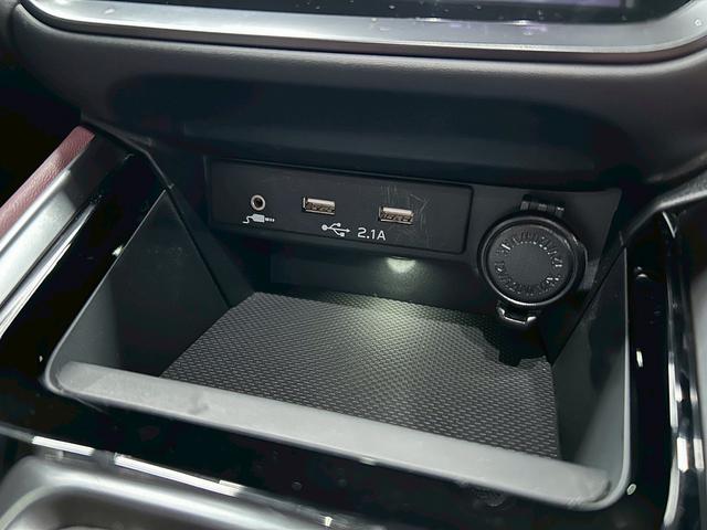 レヴォーグ ＳＴＩスポーツ　ＥＸ　（禁煙車）（赤本革シート）（１１．６インチディスプレイナビ）（パワーシート）（パワーバックドア）（コーナーセンサー）（レーダークルーズ）（シートヒーター）（ＬＥＤヘッドライト）（純正１８インチＡＷ）（59枚目）