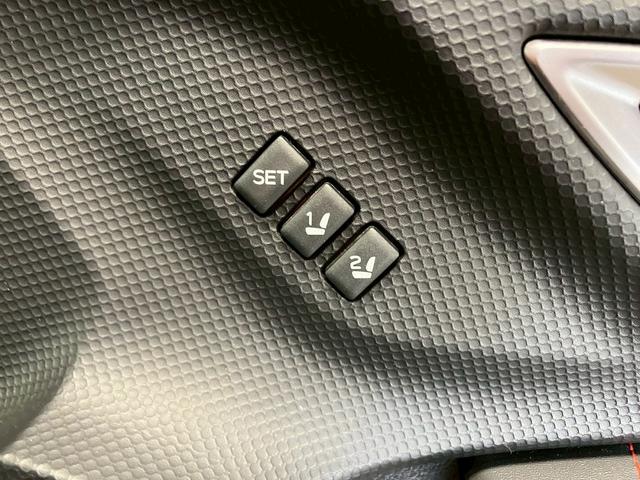 フォレスター Ｘ－ブレイク　（禁煙車）（黒半革シート）（メーカーナビ）（シートヒーター）（レーダークルーズ）（ＥＴＣ）（電動リアゲート）（コーナーセンサー）（全周囲モニター）（ＢＳＭ）（デジタルインナーミラー）（純正１７ＡＷ）（9枚目）