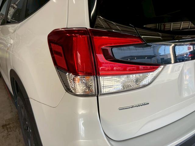 フォレスター Ｘ－ブレイク　（禁煙車）（黒半革シート）（メーカーナビ）（シートヒーター）（レーダークルーズ）（ＥＴＣ）（電動リアゲート）（コーナーセンサー）（全周囲モニター）（ＢＳＭ）（デジタルインナーミラー）（純正１７ＡＷ）（45枚目）