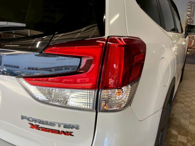 フォレスター Ｘ－ブレイク　（禁煙車）（黒半革シート）（メーカーナビ）（シートヒーター）（レーダークルーズ）（ＥＴＣ）（電動リアゲート）（コーナーセンサー）（全周囲モニター）（ＢＳＭ）（デジタルインナーミラー）（純正１７ＡＷ）（46枚目）