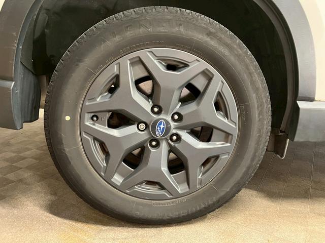 フォレスター Ｘ－ブレイク　（禁煙車）（黒半革シート）（メーカーナビ）（シートヒーター）（レーダークルーズ）（ＥＴＣ）（電動リアゲート）（コーナーセンサー）（全周囲モニター）（ＢＳＭ）（デジタルインナーミラー）（純正１７ＡＷ）（62枚目）