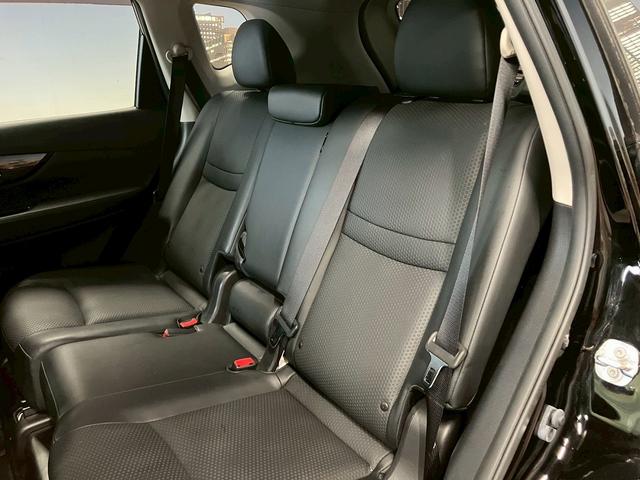 エクストレイル ２０Ｘｉ　（禁煙車）（４ＷＤ）（後期型）（撥水カプロンシート）（プロパイロット）（シートヒーター）（電動リアゲート）（デジタルインナーミラー）（ビルトインＥＴＣ）（全周囲モニター）（純正１８インチＡＷ）（36枚目）