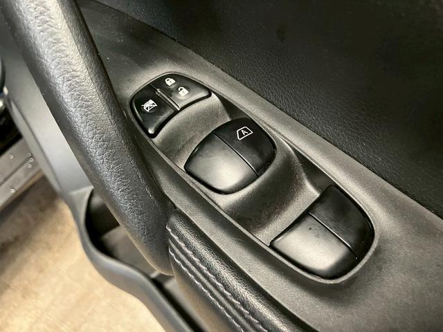 エクストレイル ２０Ｘｉ　（禁煙車）（４ＷＤ）（後期型）（撥水カプロンシート）（プロパイロット）（シートヒーター）（電動リアゲート）（デジタルインナーミラー）（ビルトインＥＴＣ）（全周囲モニター）（純正１８インチＡＷ）（44枚目）