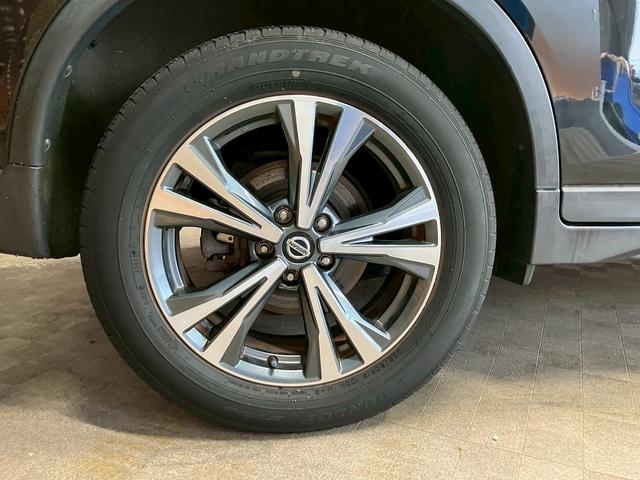 エクストレイル ２０Ｘｉ　（禁煙車）（４ＷＤ）（後期型）（撥水カプロンシート）（プロパイロット）（シートヒーター）（電動リアゲート）（デジタルインナーミラー）（ビルトインＥＴＣ）（全周囲モニター）（純正１８インチＡＷ）（46枚目）