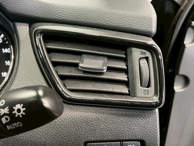 エクストレイル ２０Ｘｉ　（禁煙車）（４ＷＤ）（後期型）（撥水カプロンシート）（プロパイロット）（シートヒーター）（電動リアゲート）（デジタルインナーミラー）（ビルトインＥＴＣ）（全周囲モニター）（純正１８インチＡＷ）（56枚目）