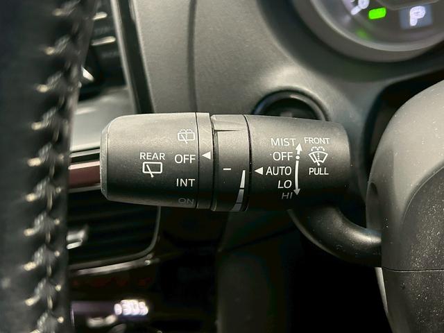 アテンザワゴン ＸＤ　Ｌパッケージ　（禁煙車）（黒本革シート）（ＢＯＳＥサウンド）（レーダークルーズ）（ルーフレール）（メーカーナビ）（ヒーター付パワーシート）（パドルシフト）（ＢＳＭ）（ビルトインＥＴＣ）（純正１９インチＡＷ）（32枚目）