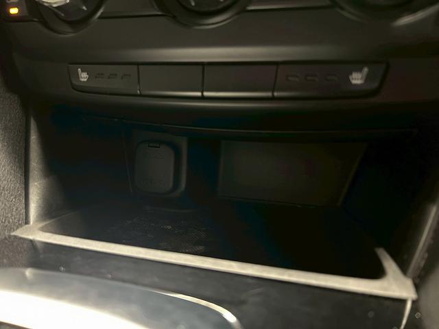 アテンザワゴン ＸＤ　Ｌパッケージ　（禁煙車）（黒本革シート）（ＢＯＳＥサウンド）（レーダークルーズ）（ルーフレール）（メーカーナビ）（ヒーター付パワーシート）（パドルシフト）（ＢＳＭ）（ビルトインＥＴＣ）（純正１９インチＡＷ）（46枚目）