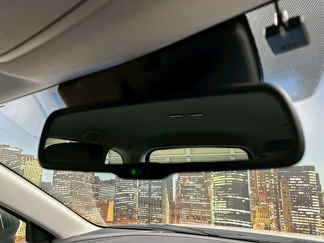 アテンザワゴン ＸＤ　Ｌパッケージ　（禁煙車）（黒本革シート）（ＢＯＳＥサウンド）（レーダークルーズ）（ルーフレール）（メーカーナビ）（ヒーター付パワーシート）（パドルシフト）（ＢＳＭ）（ビルトインＥＴＣ）（純正１９インチＡＷ）（57枚目）