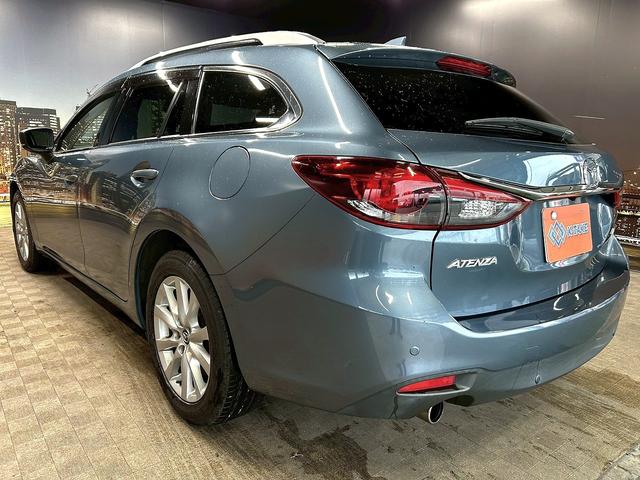 アテンザワゴン XD プロアクティブ (禁煙車)(後期型)(BOSEサウンド)(ルーフレール)(黒革シートカバー)(メーカーSDナビ)(レーンキープアシスト)(ブラインドスポットモニター)(HUD)(ETC)(純正17インチAW)(22枚目)