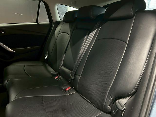 アテンザワゴン XD プロアクティブ (禁煙車)(後期型)(BOSEサウンド)(ルーフレール)(黒革シートカバー)(メーカーSDナビ)(レーンキープアシスト)(ブラインドスポットモニター)(HUD)(ETC)(純正17インチAW)(45枚目)