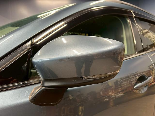 アテンザワゴン XD プロアクティブ (禁煙車)(後期型)(BOSEサウンド)(ルーフレール)(黒革シートカバー)(メーカーSDナビ)(レーンキープアシスト)(ブラインドスポットモニター)(HUD)(ETC)(純正17インチAW)(57枚目)