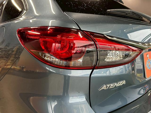 アテンザワゴン XD プロアクティブ (禁煙車)(後期型)(BOSEサウンド)(ルーフレール)(黒革シートカバー)(メーカーSDナビ)(レーンキープアシスト)(ブラインドスポットモニター)(HUD)(ETC)(純正17インチAW)(60枚目)