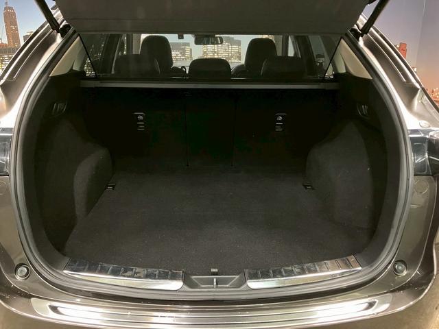 ＣＸ－５ ＸＤ　Ｌパッケージ　（禁煙車）（黒本革シート）（純正ＳＤナビ）（パワーシート）（シートヒーター）（電動リアゲート）（コーナーセンサー）（レーダークルーズ）（全周囲モニター）（ビルトインＥＴＣ）（純正１９インチＡＷ）（18枚目）