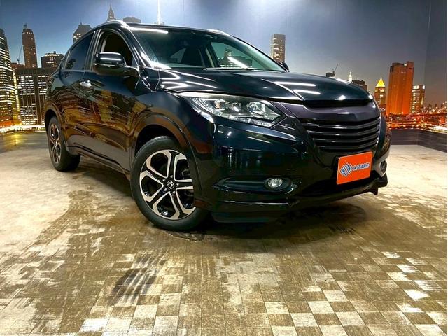 ヴェゼル ハイブリッドＺ　（禁煙車）（カロッツェリア製ＳＤナビ）（社外後席モニター）（黒半革）（デジタルインナーミラー）（ブレーキホールド）（ルーフレール）（パドルシフト）（シートヒーター）（ＥＴＣ）（純正１７インチＡＷ）（24枚目）