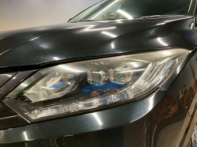 ヴェゼル ハイブリッドＺ　（禁煙車）（カロッツェリア製ＳＤナビ）（社外後席モニター）（黒半革）（デジタルインナーミラー）（ブレーキホールド）（ルーフレール）（パドルシフト）（シートヒーター）（ＥＴＣ）（純正１７インチＡＷ）（56枚目）