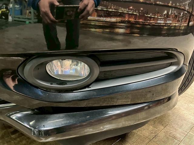 ヴェゼル ハイブリッドＺ　（禁煙車）（カロッツェリア製ＳＤナビ）（社外後席モニター）（黒半革）（デジタルインナーミラー）（ブレーキホールド）（ルーフレール）（パドルシフト）（シートヒーター）（ＥＴＣ）（純正１７インチＡＷ）（64枚目）