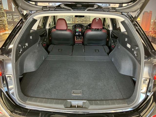 レヴォーグ ＳＴＩスポーツ　ＥＸ　（禁煙車）（メーカーナビ）（赤黒革シート）（パワーシート）（シートヒーター）（ＳＴＩマフラー）（レーダークルーズ）（コーナーセンサー）（ビルトインＥＴＣ）（全周囲モニター）（純正１８インチＡＷ）（21枚目）